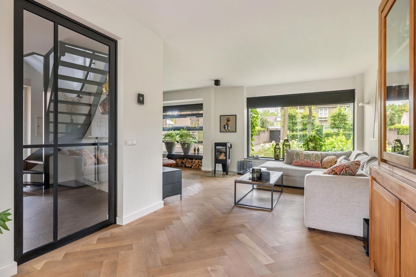 Tussenwoning te koop: Heusdenhoutseweg 143, Breda