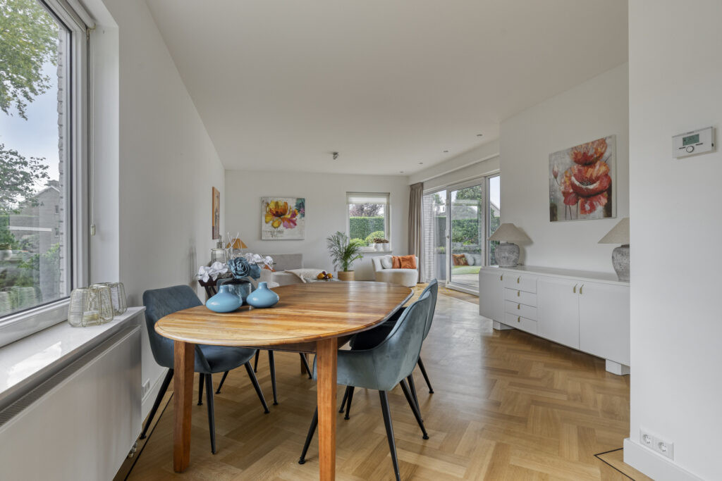 Twee-onder-één-kap te koop: Gastakker 61, Breda