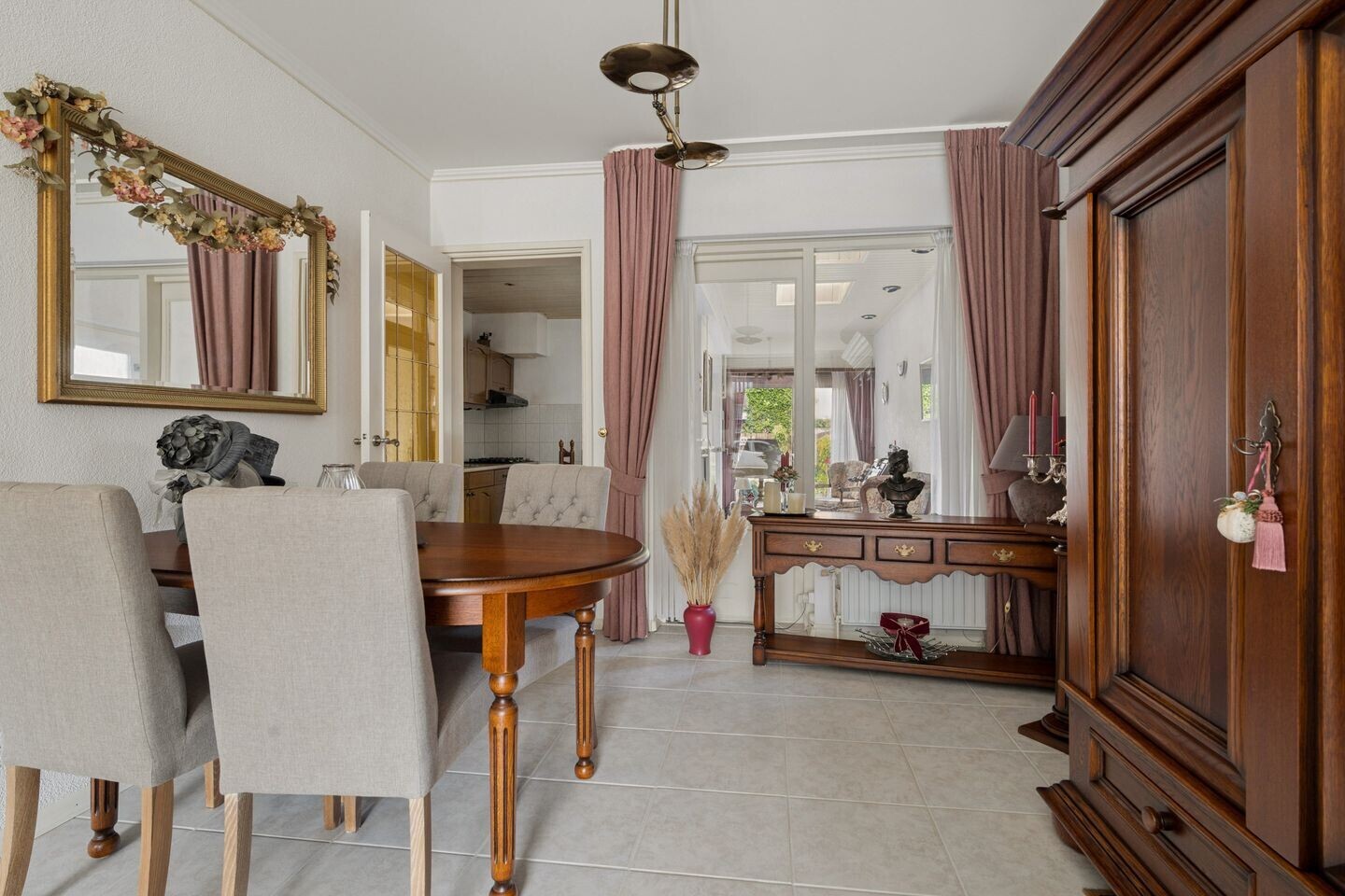 Tussenwoning te koop: Poolseweg 131, Breda