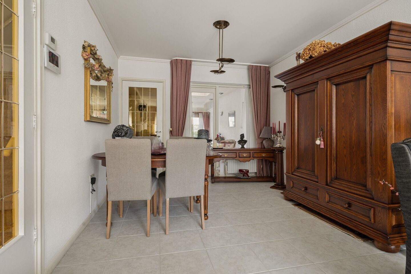 Tussenwoning te koop: Poolseweg 131, Breda