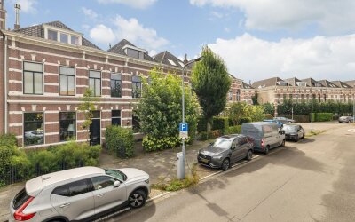 Koninginnestraat 32