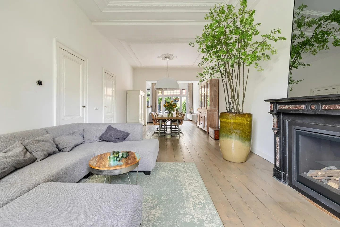 Tussenwoning te koop: Koninginnestraat 32, Breda