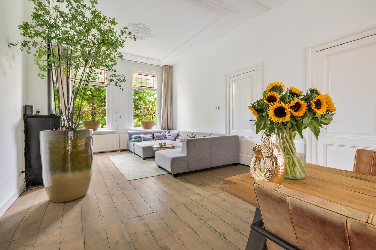 Tussenwoning te koop: Koninginnestraat 32, Breda