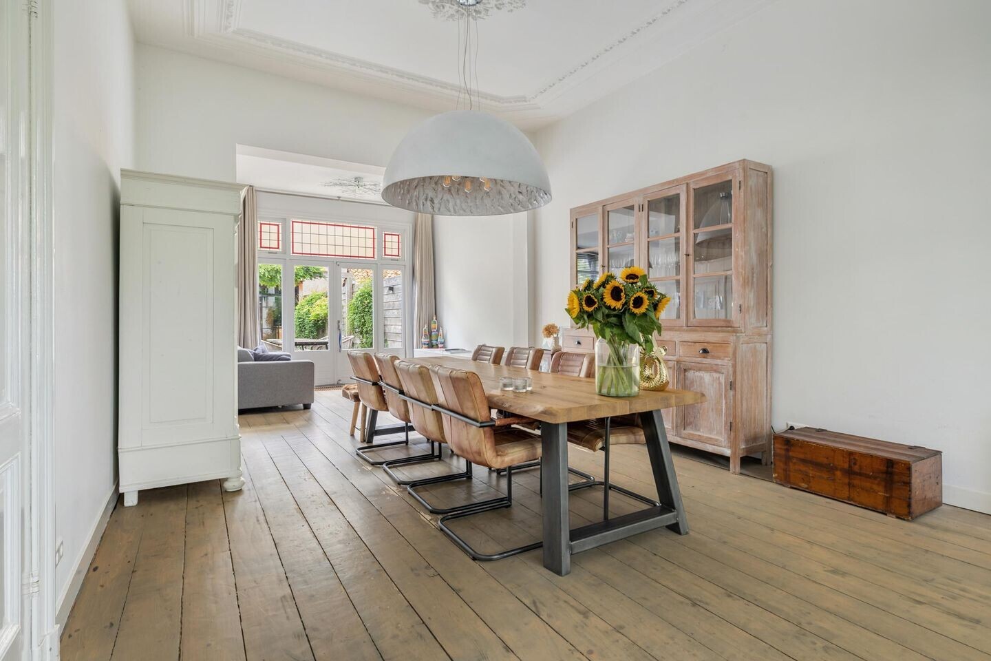 Tussenwoning te koop: Koninginnestraat 32, Breda