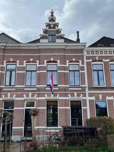 Koninginnes. 68