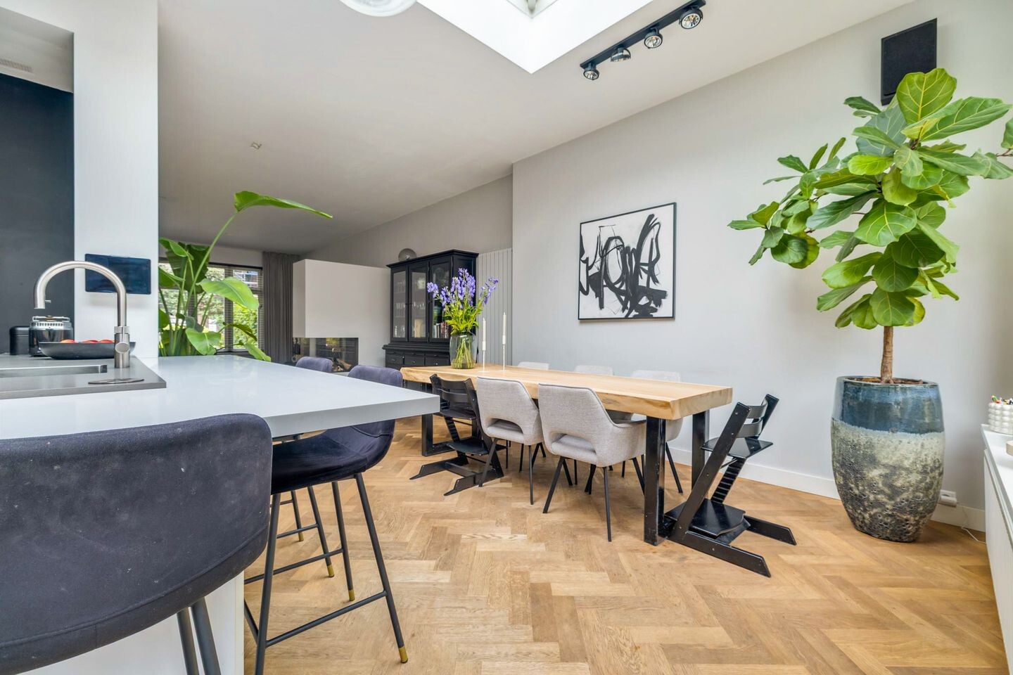 Hoekwoning te koop: Wethouder Romboutsstraat 4, Breda