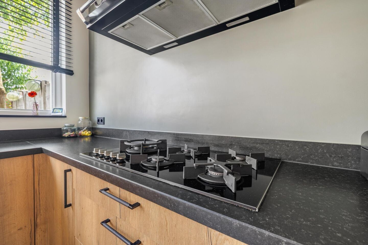 Tussenwoning te koop: Zandbergweg 69, Breda