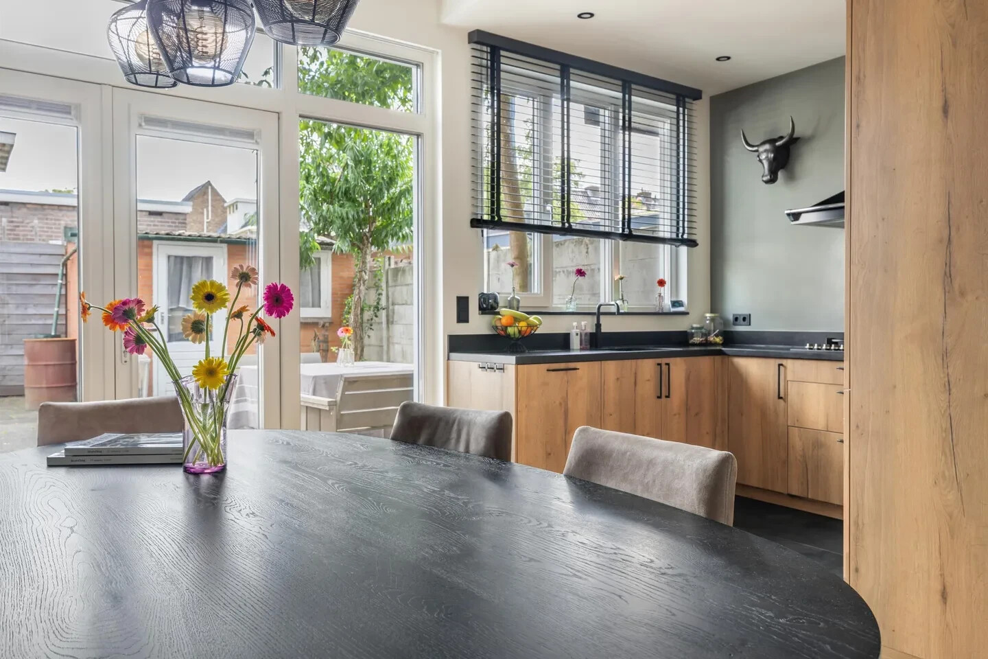 Tussenwoning te koop: Zandbergweg 69, Breda