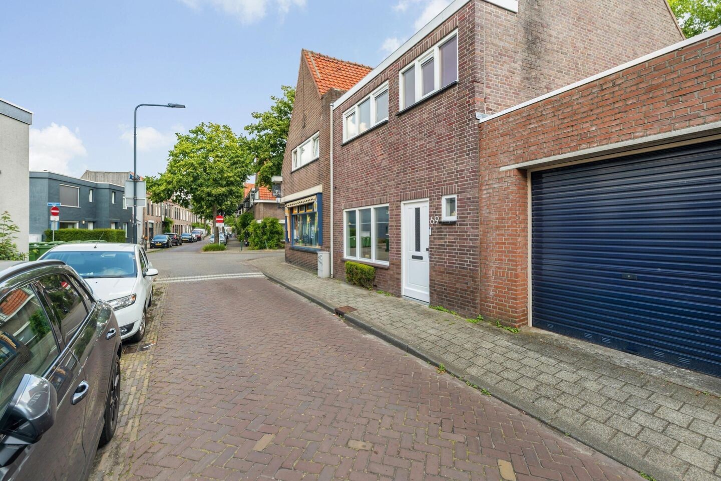 Tussenwoning te koop: Zandbergweg 69, Breda
