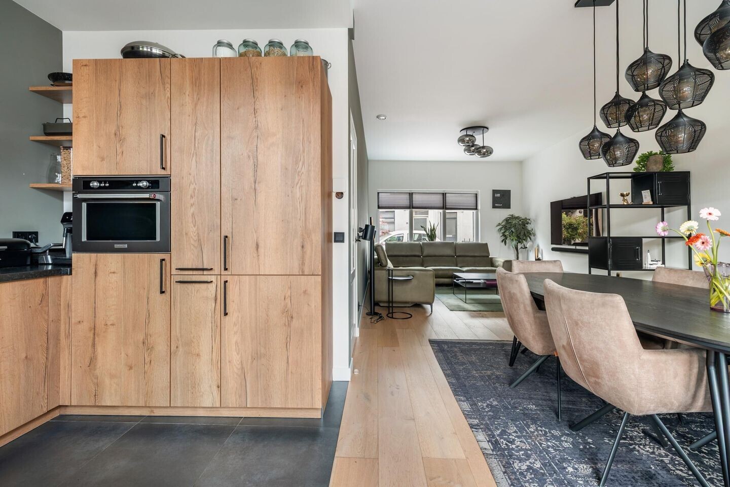 Tussenwoning te koop: Zandbergweg 69, Breda