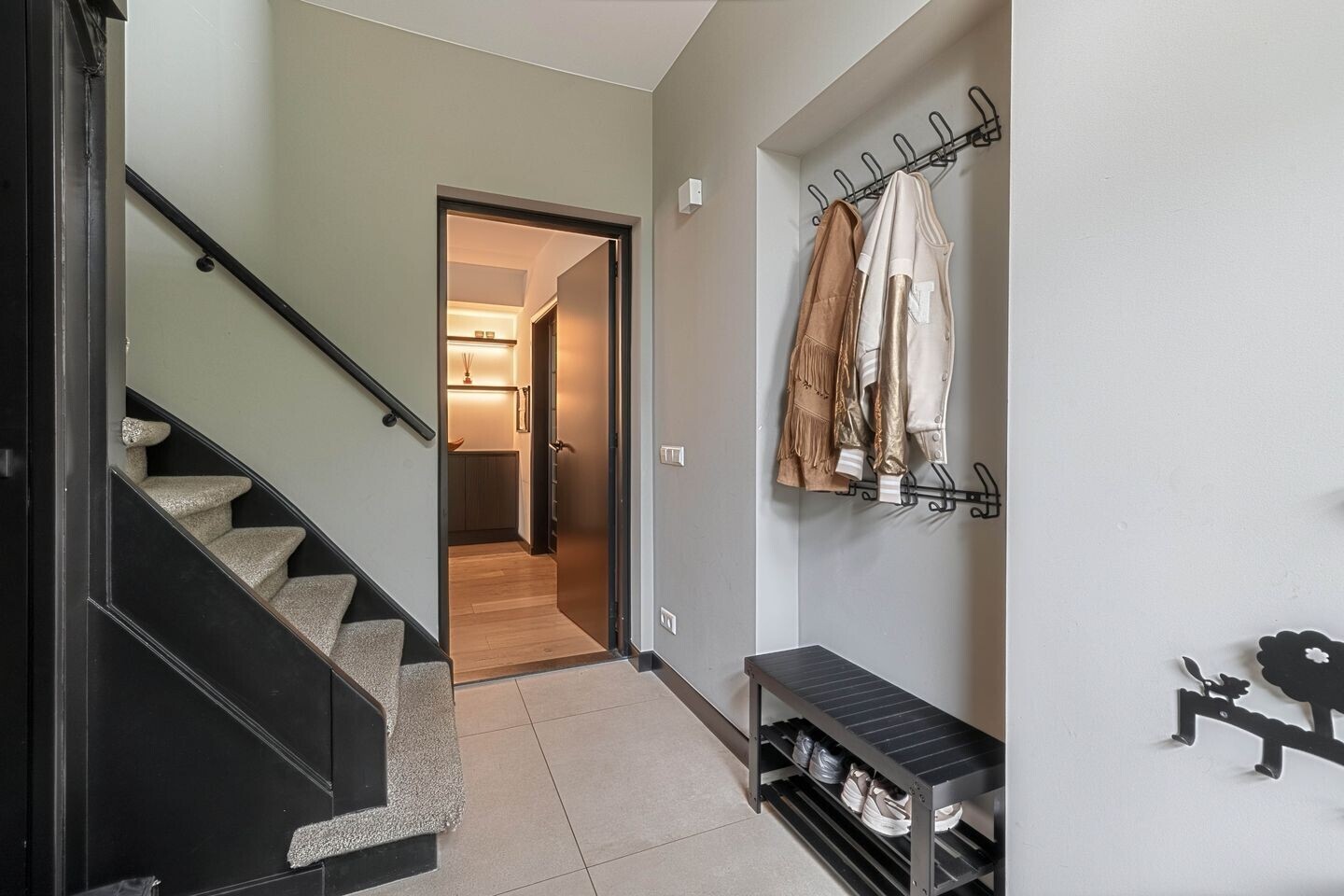 Tussenwoning te koop: Cimburgalaan 2, Breda