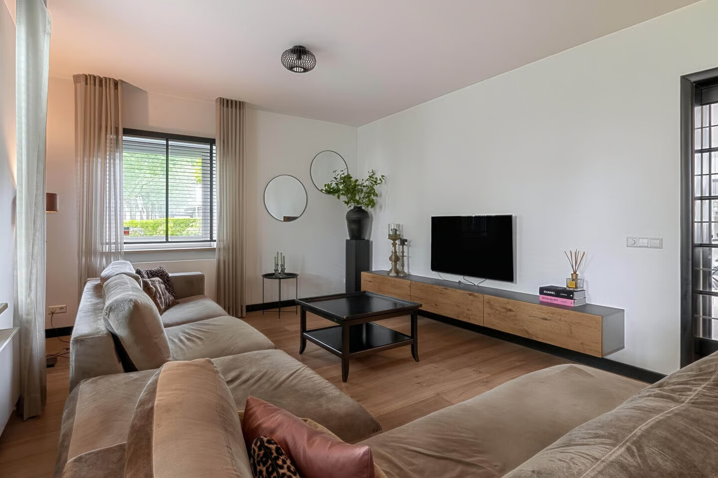 Tussenwoning te koop: Cimburgalaan 2, Breda