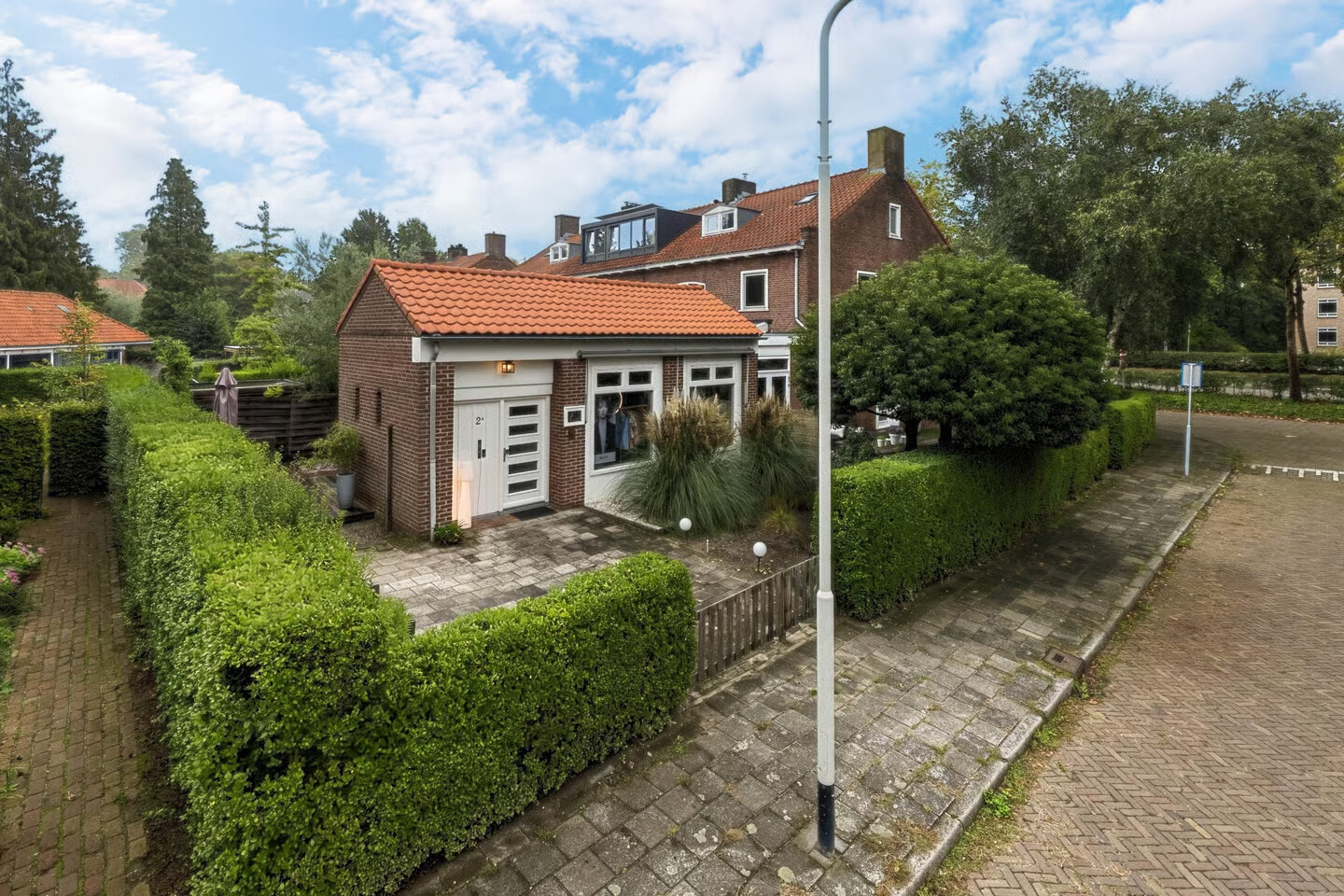 Tussenwoning te koop: Cimburgalaan 2, Breda