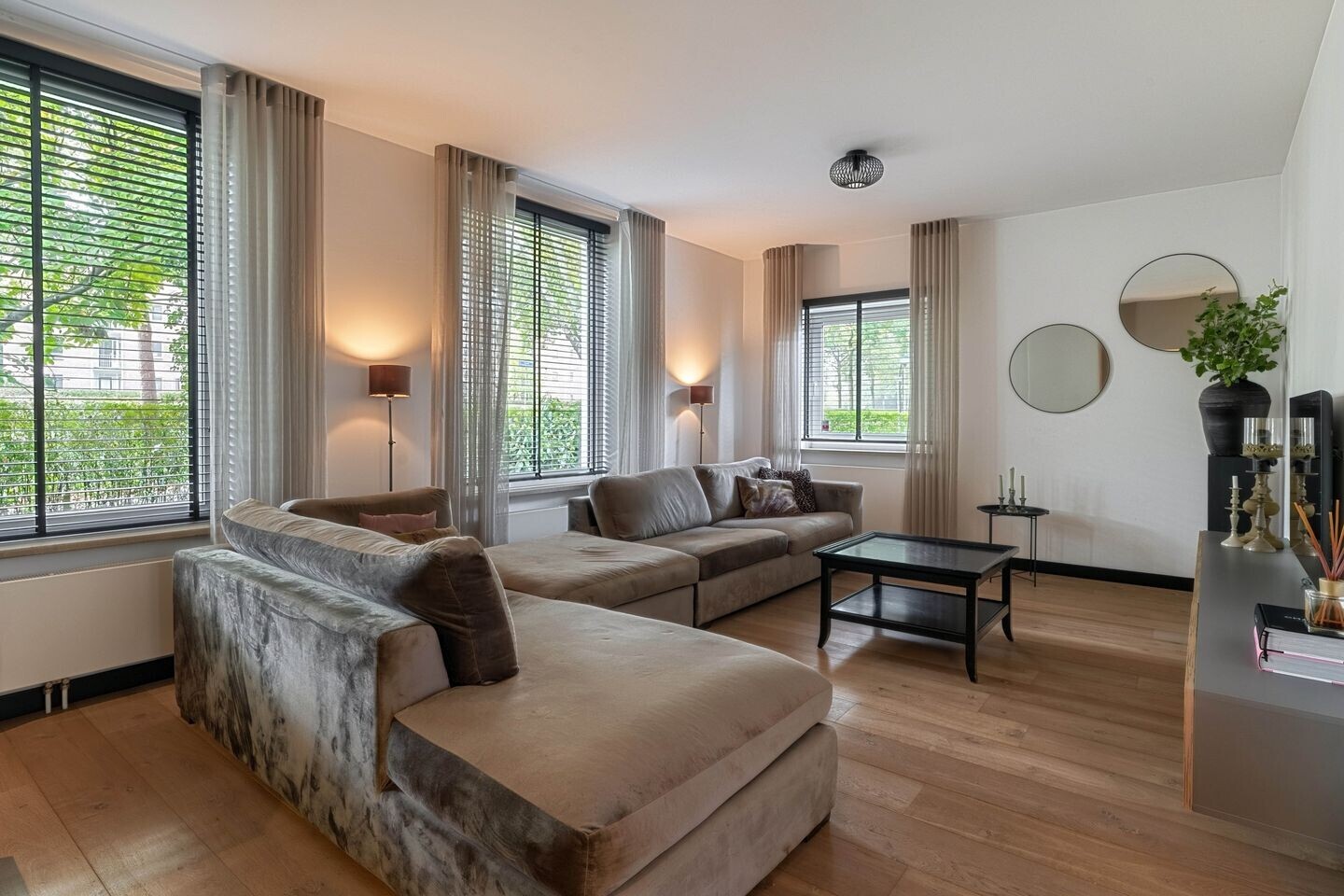 Tussenwoning te koop: Cimburgalaan 2, Breda