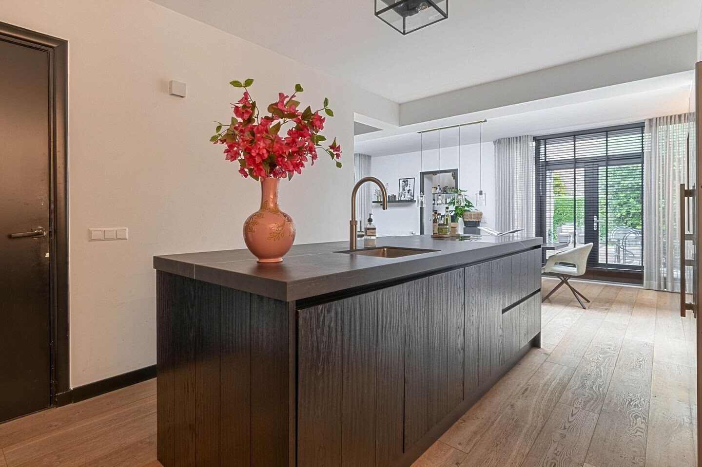 Tussenwoning te koop: Cimburgalaan 2, Breda