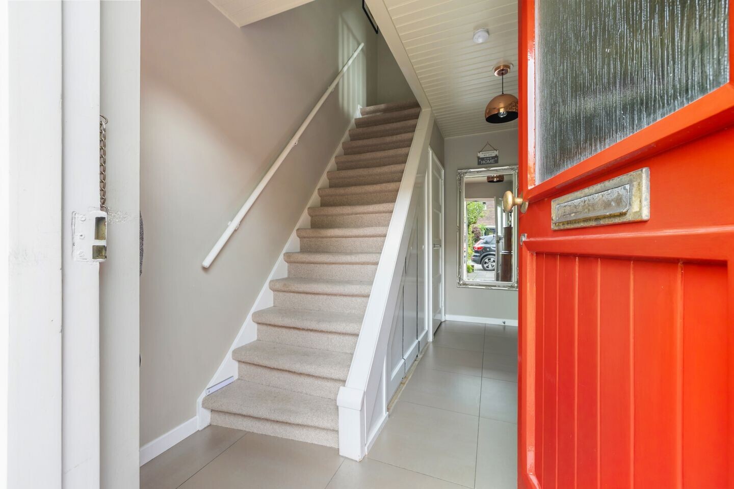 Tussenwoning te koop: Verhuellweg 3, Breda