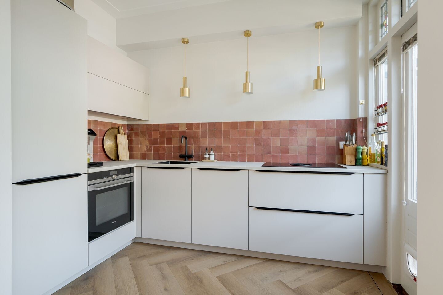Tussenwoning te koop: Vondelstraat 74, Breda