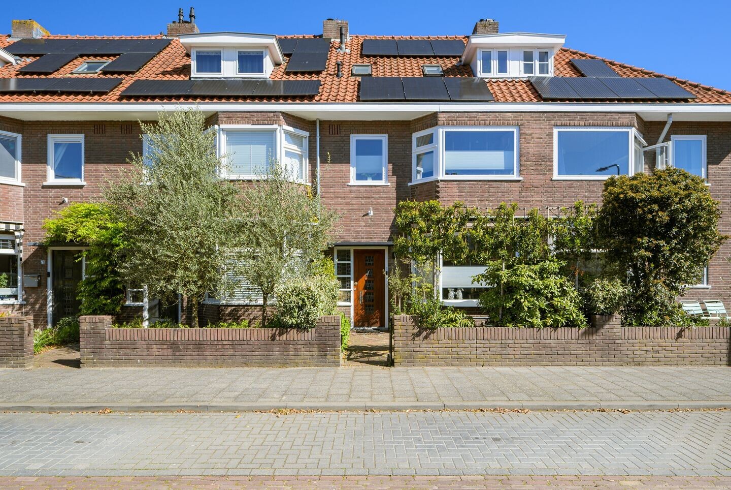 Tussenwoning te koop: Vondelstraat 74, Breda