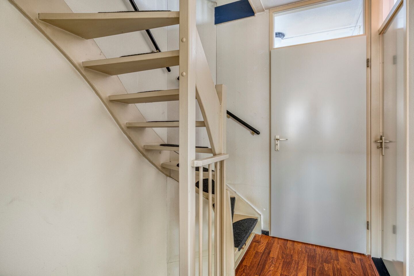 Tussenwoning te koop: Scholekster 10, Breda