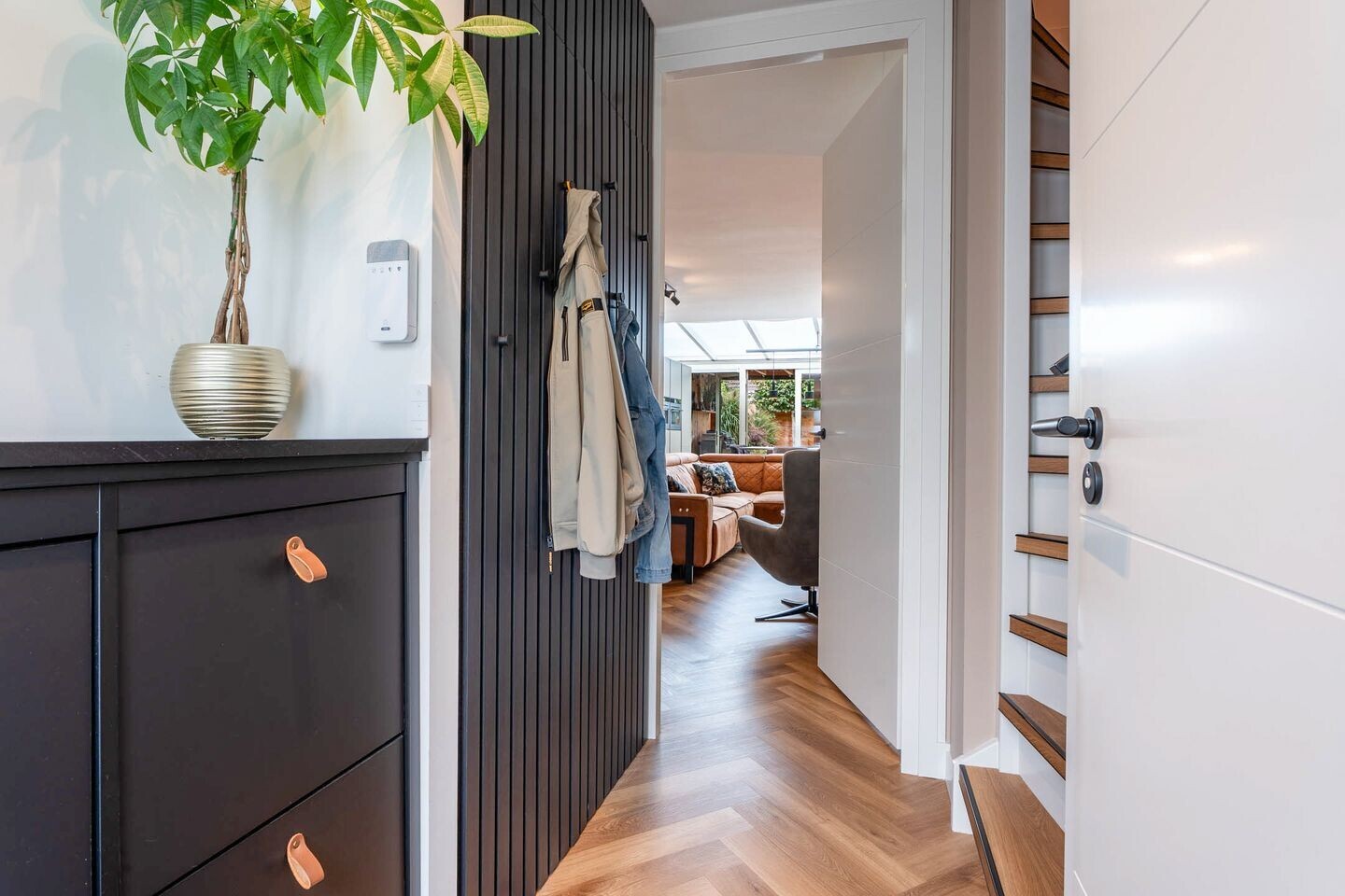 Tussenwoning te koop: Bertelsberg 21, Breda