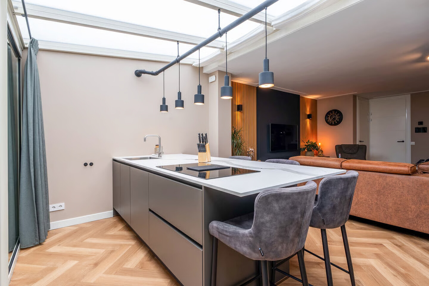 Tussenwoning te koop: Bertelsberg 21, Breda