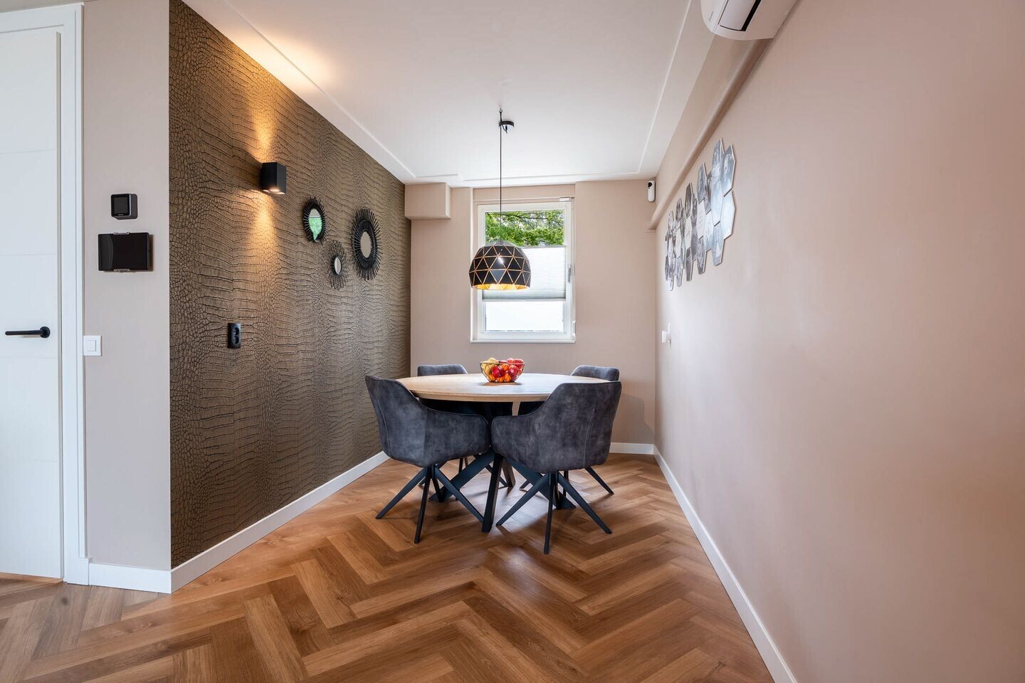 Tussenwoning te koop: Bertelsberg 21, Breda