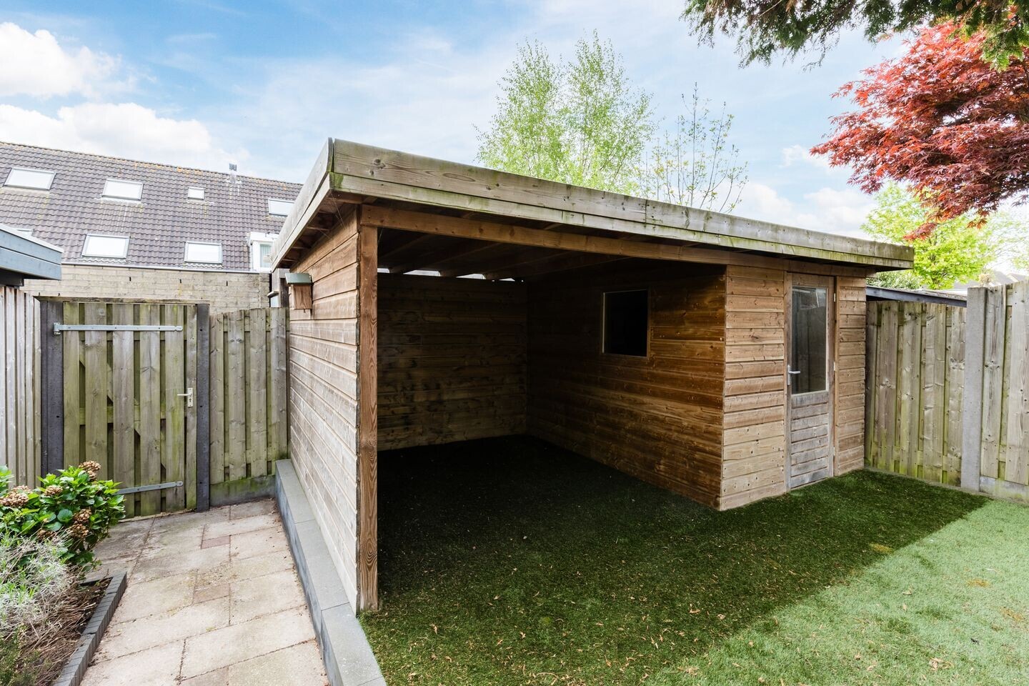 Tussenwoning te koop: Bergdreef 110, Breda