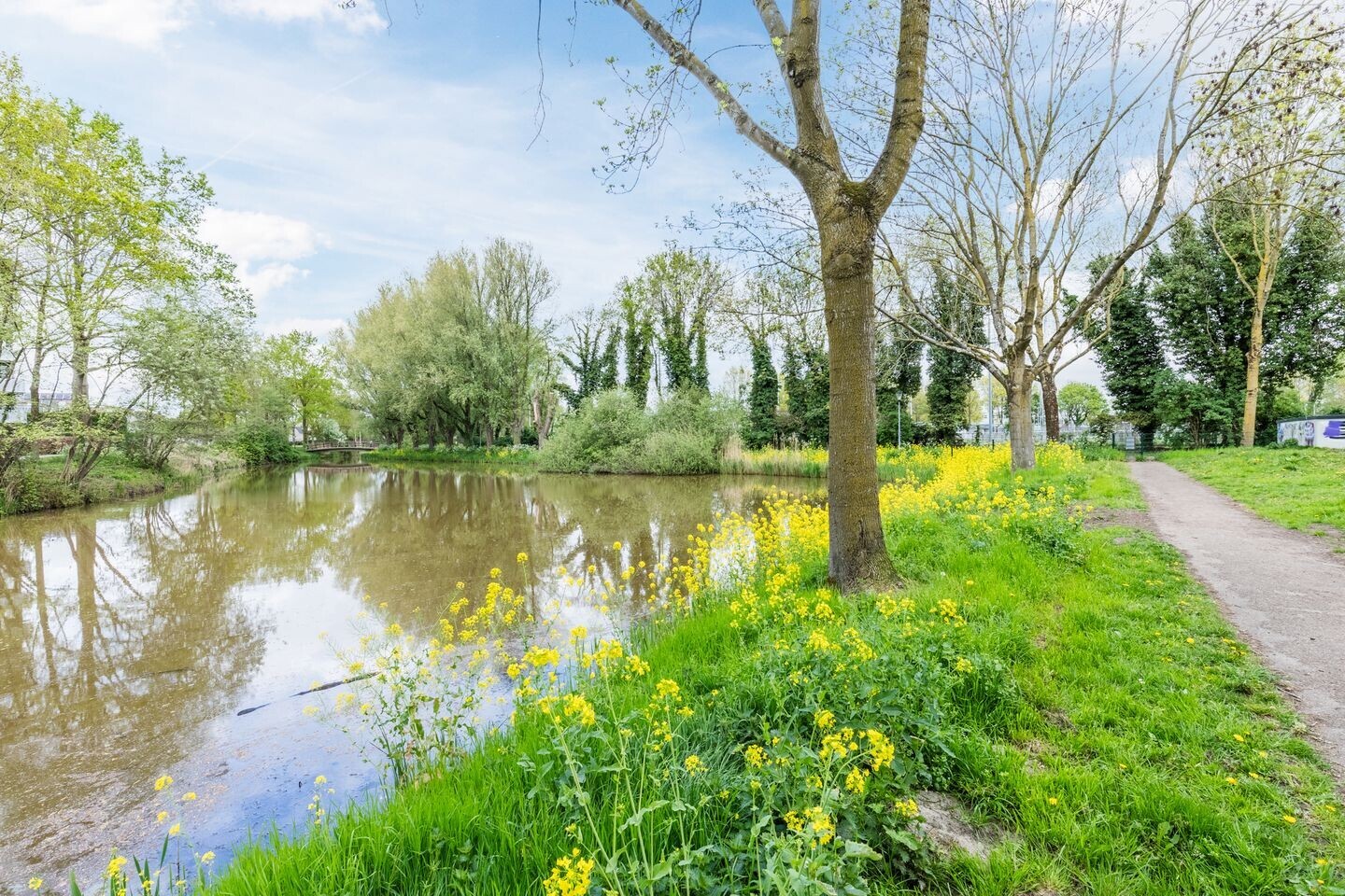 Tussenwoning te koop: Bergdreef 110, Breda
