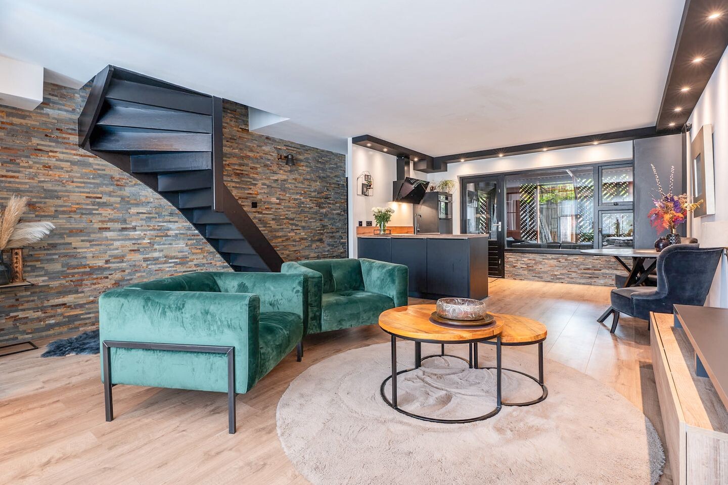 Tussenwoning te koop: Elzenbroek 73, Breda