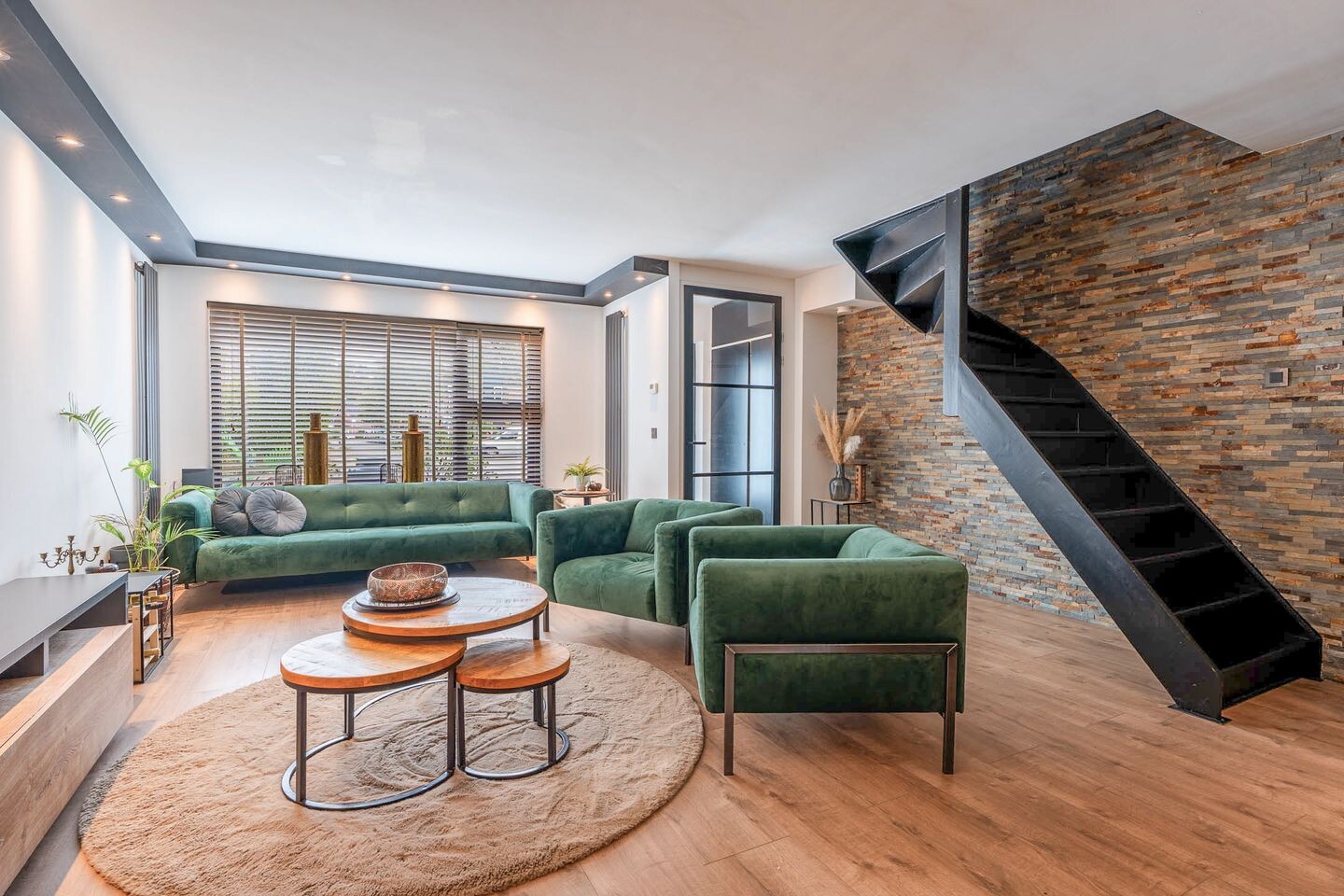 Tussenwoning te koop: Elzenbroek 73, Breda