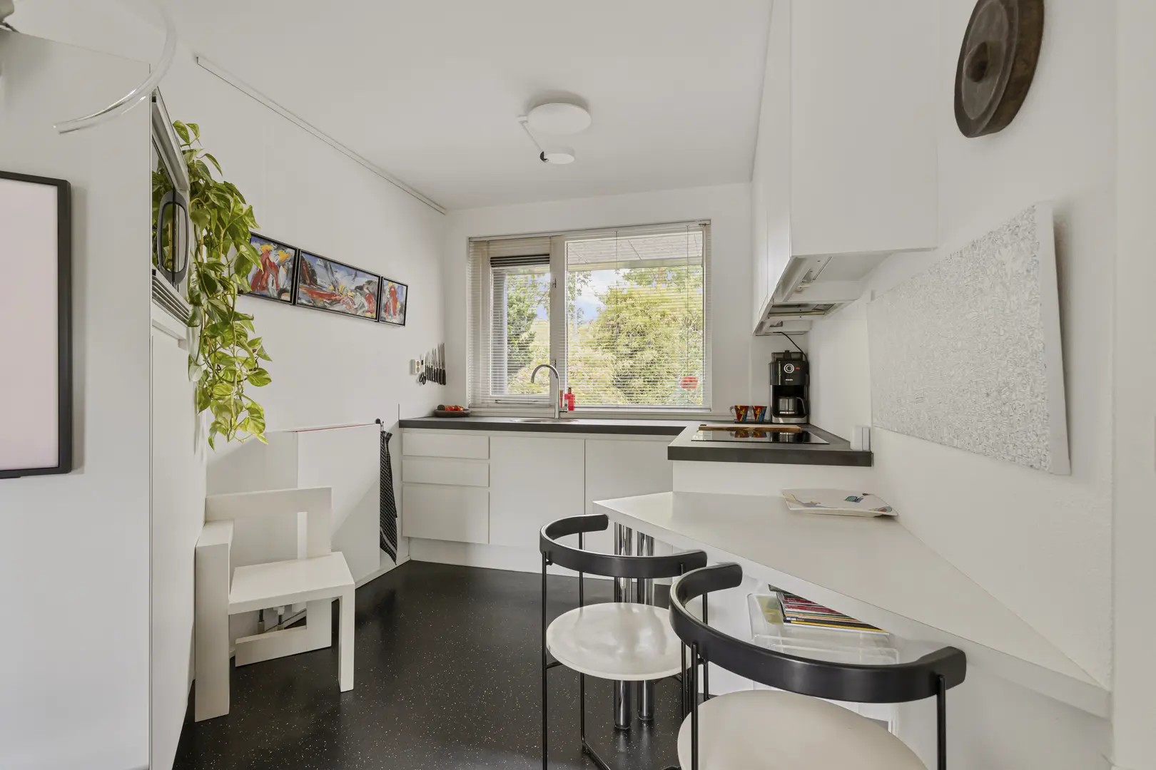 Hoekwoning te koop: Asterdkraag 90, Breda