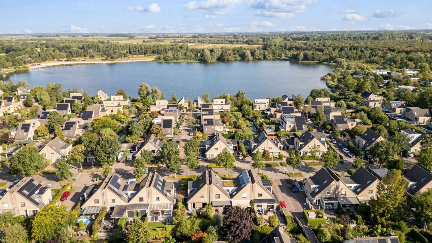 Hoekwoning te koop: Asterdkraag 90, Breda