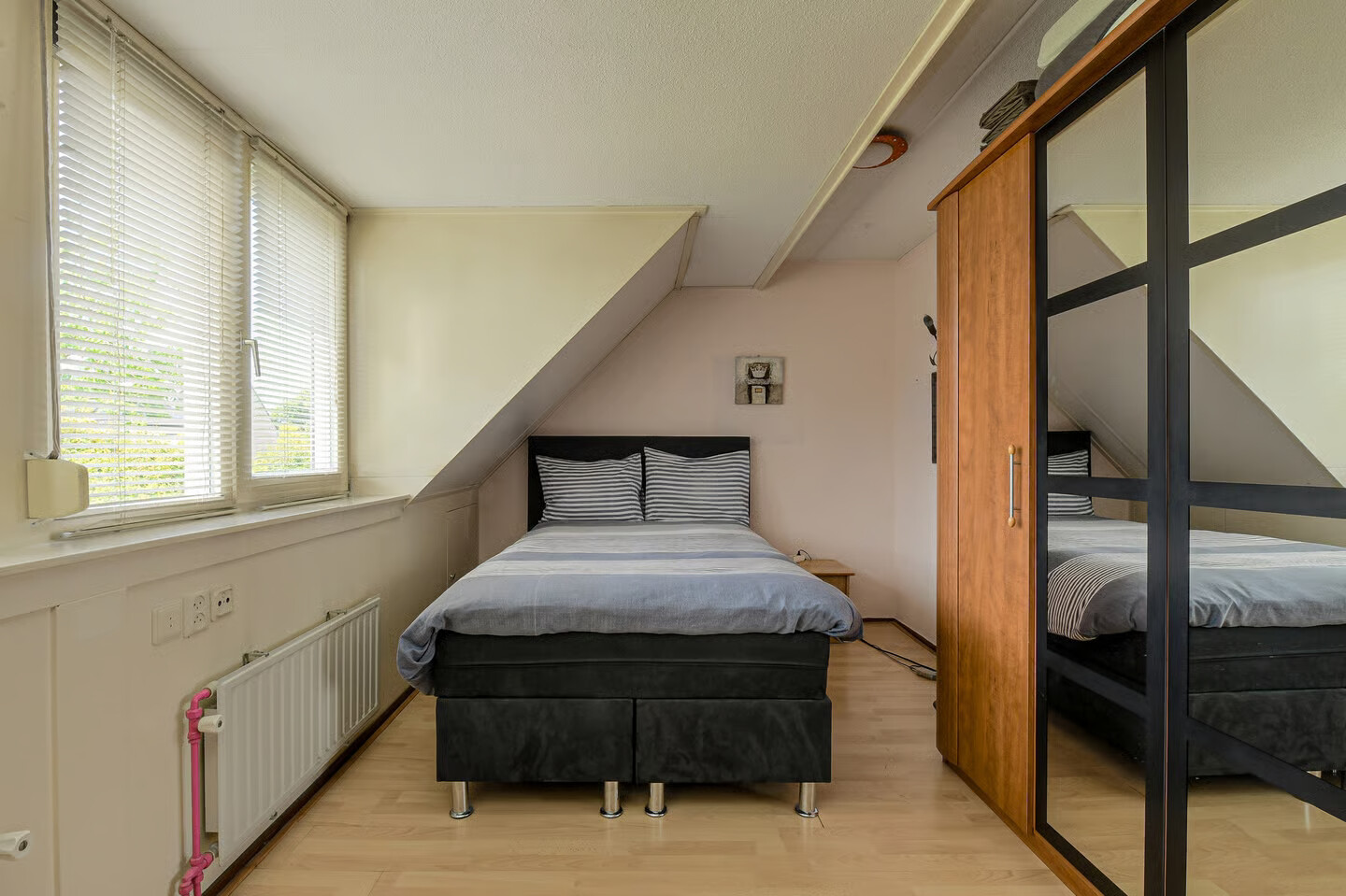 Tussenwoning te koop: Laag Zand 17, Breda