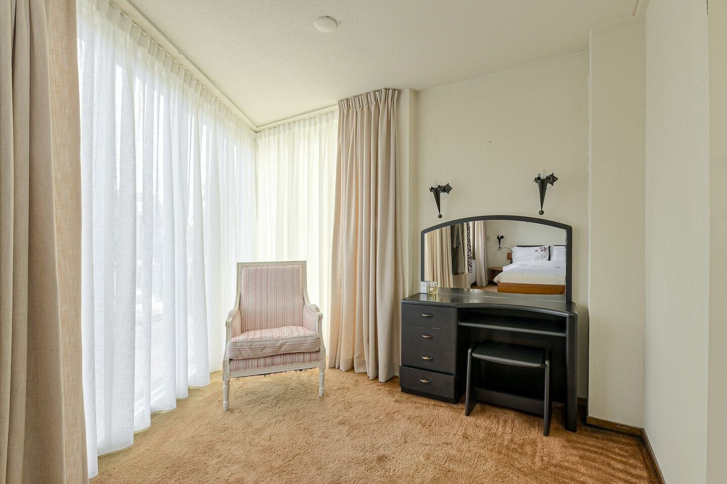 Tussenwoning te koop: Laag Zand 17, Breda