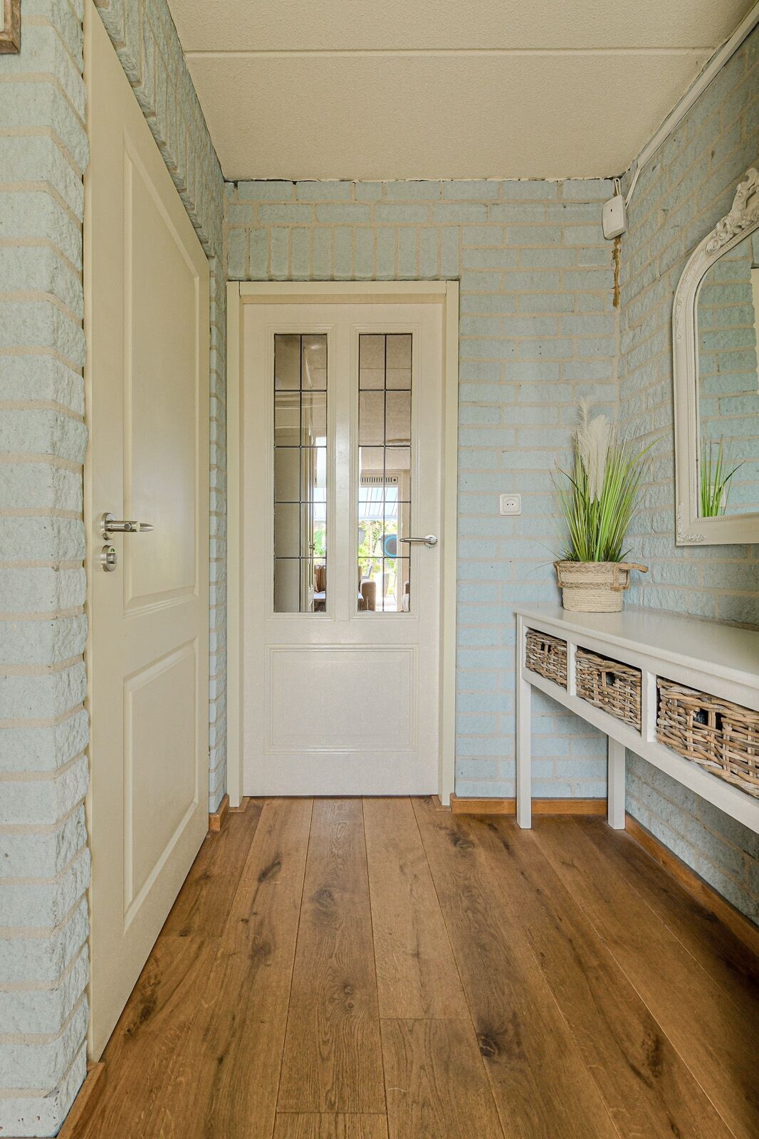 Tussenwoning te koop: Laag Zand 17, Breda