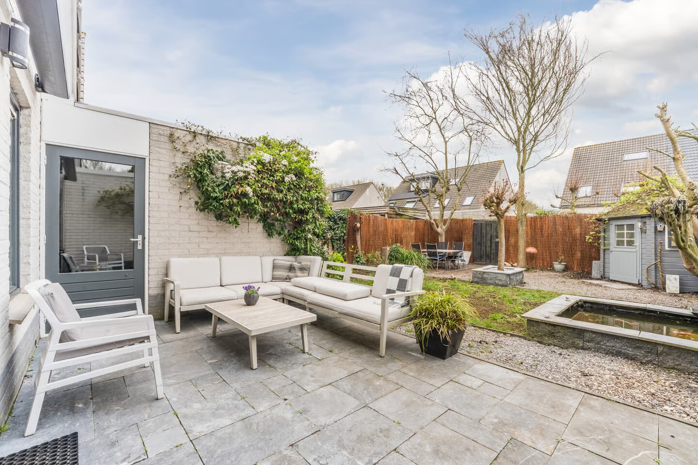Tussenwoning te koop: Overkroetenlaan 168, Breda