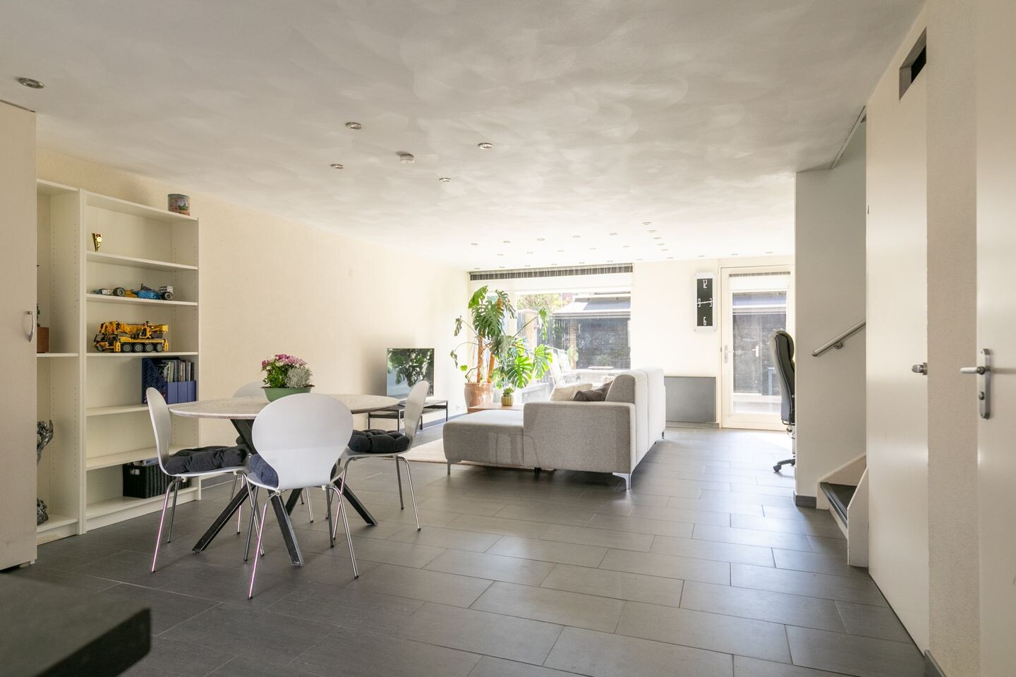 Tussenwoning te koop: Lisdodde 51, Breda