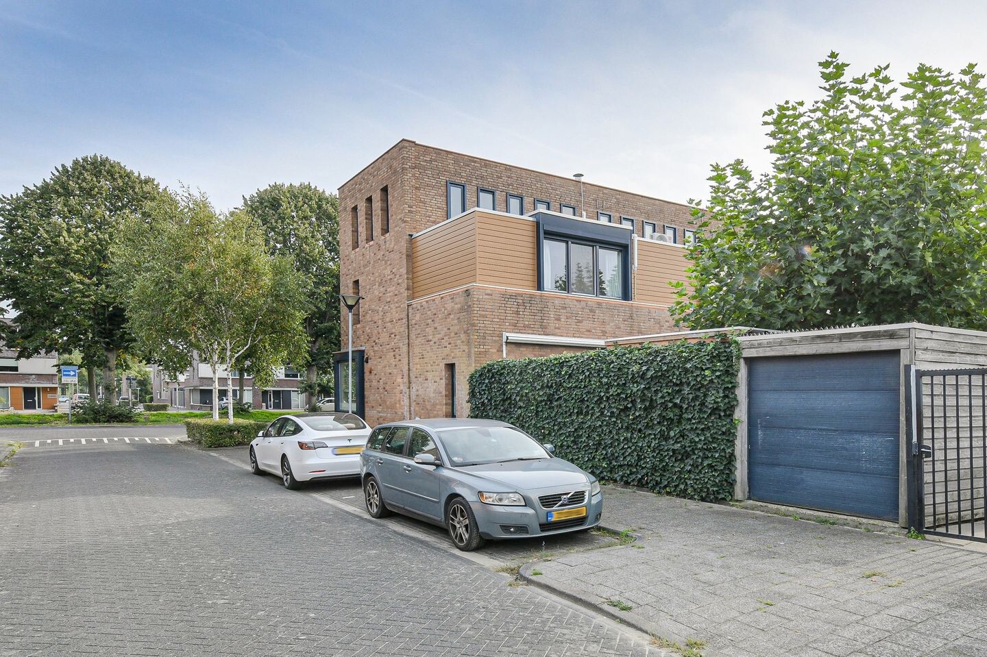 Hoekwoning te koop: Sterrenkroos 169, Breda