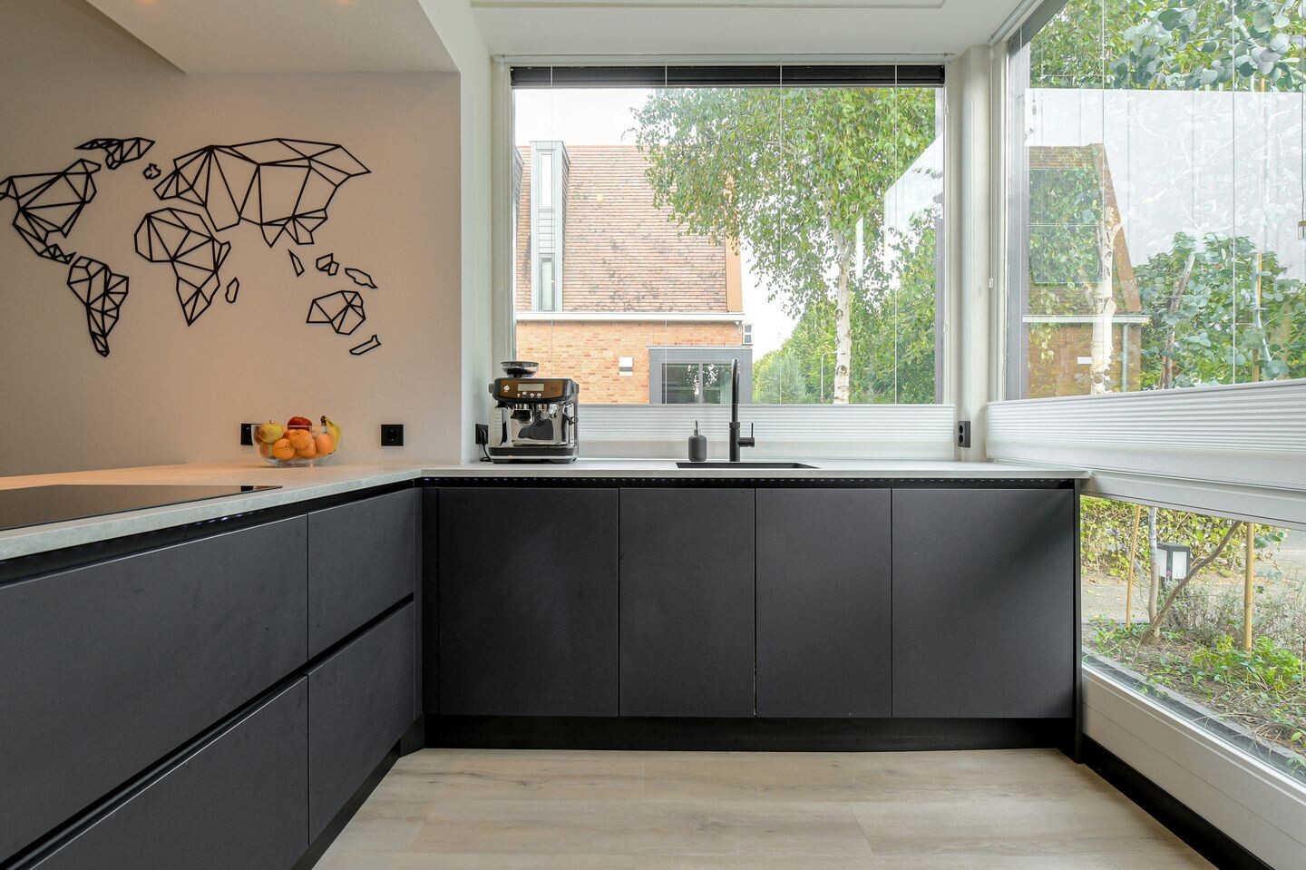 Hoekwoning te koop: Sterrenkroos 169, Breda