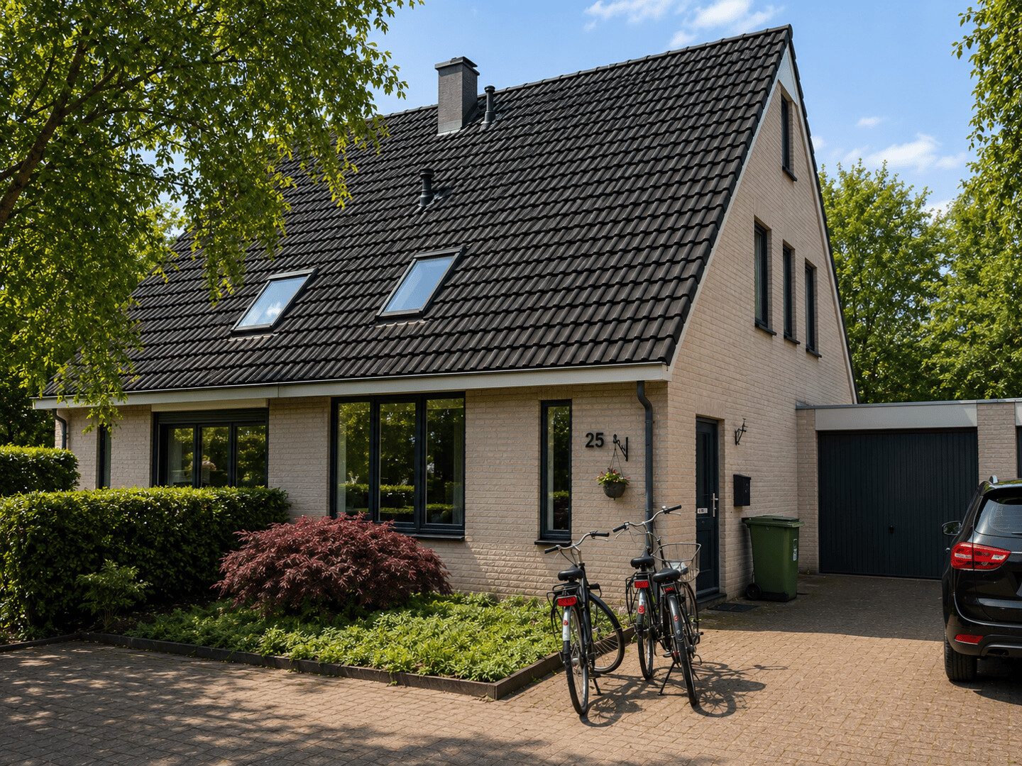Tussenwoning te koop: Buitenerf 25A, Breda