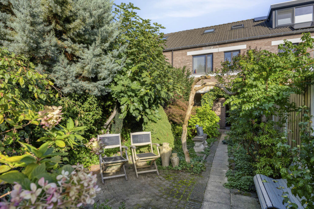 Tussenwoning te koop: Ripaertsbeemd 11, Breda