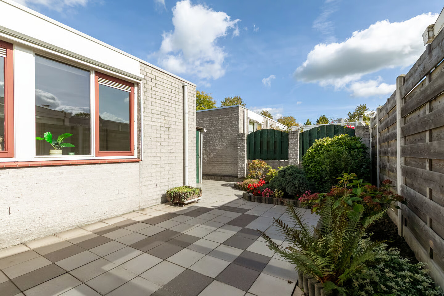 Tussenwoning te koop: Rumbekestraat 5, Breda