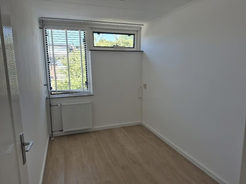 Tussenwoning te koop: Dendermondestraat 15, Breda