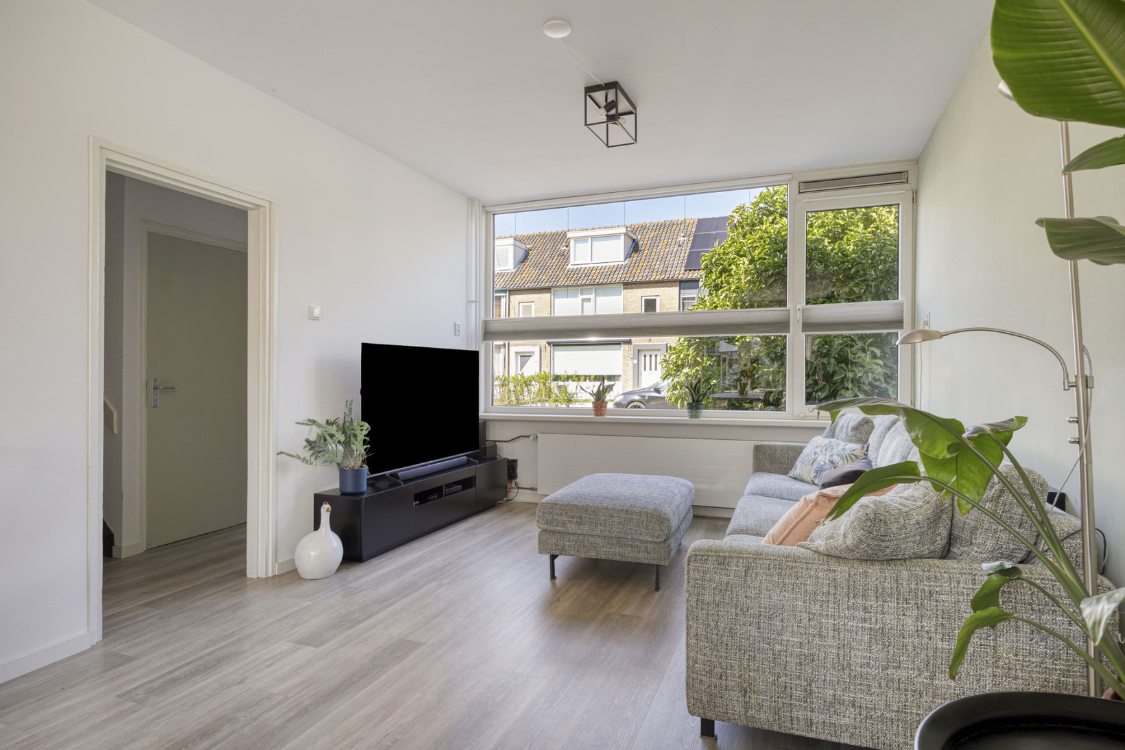 Tussenwoning te koop: Etterbeekstraat 5, Breda