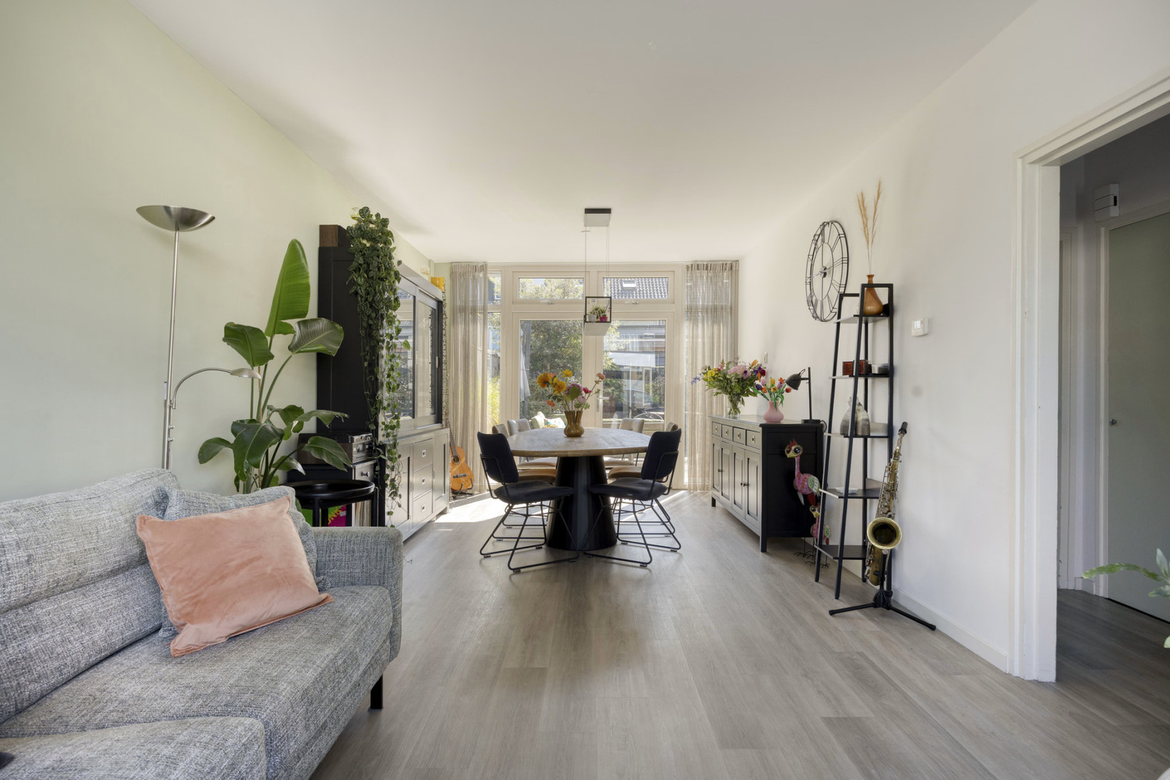 Tussenwoning te koop: Etterbeekstraat 5, Breda
