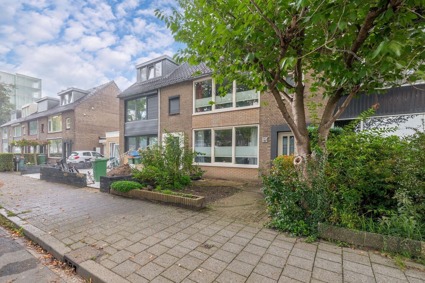 Hoekwoning te koop: Brasschaatstraat 44, Breda
