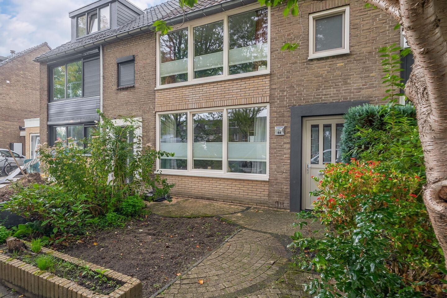 Hoekwoning te koop: Brasschaatstraat 44, Breda