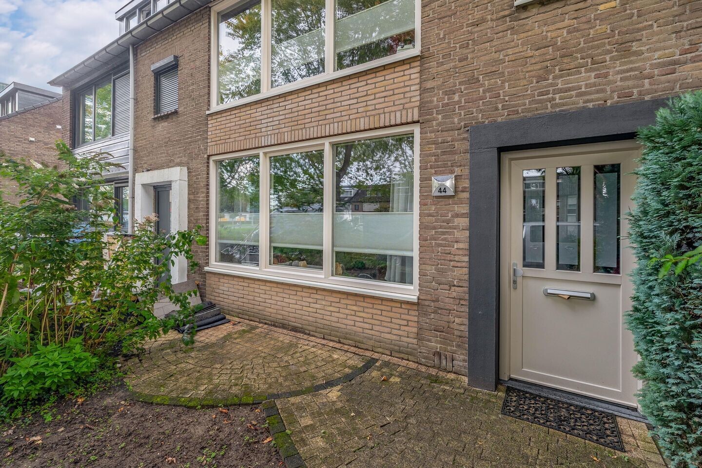 Hoekwoning te koop: Brasschaatstraat 44, Breda
