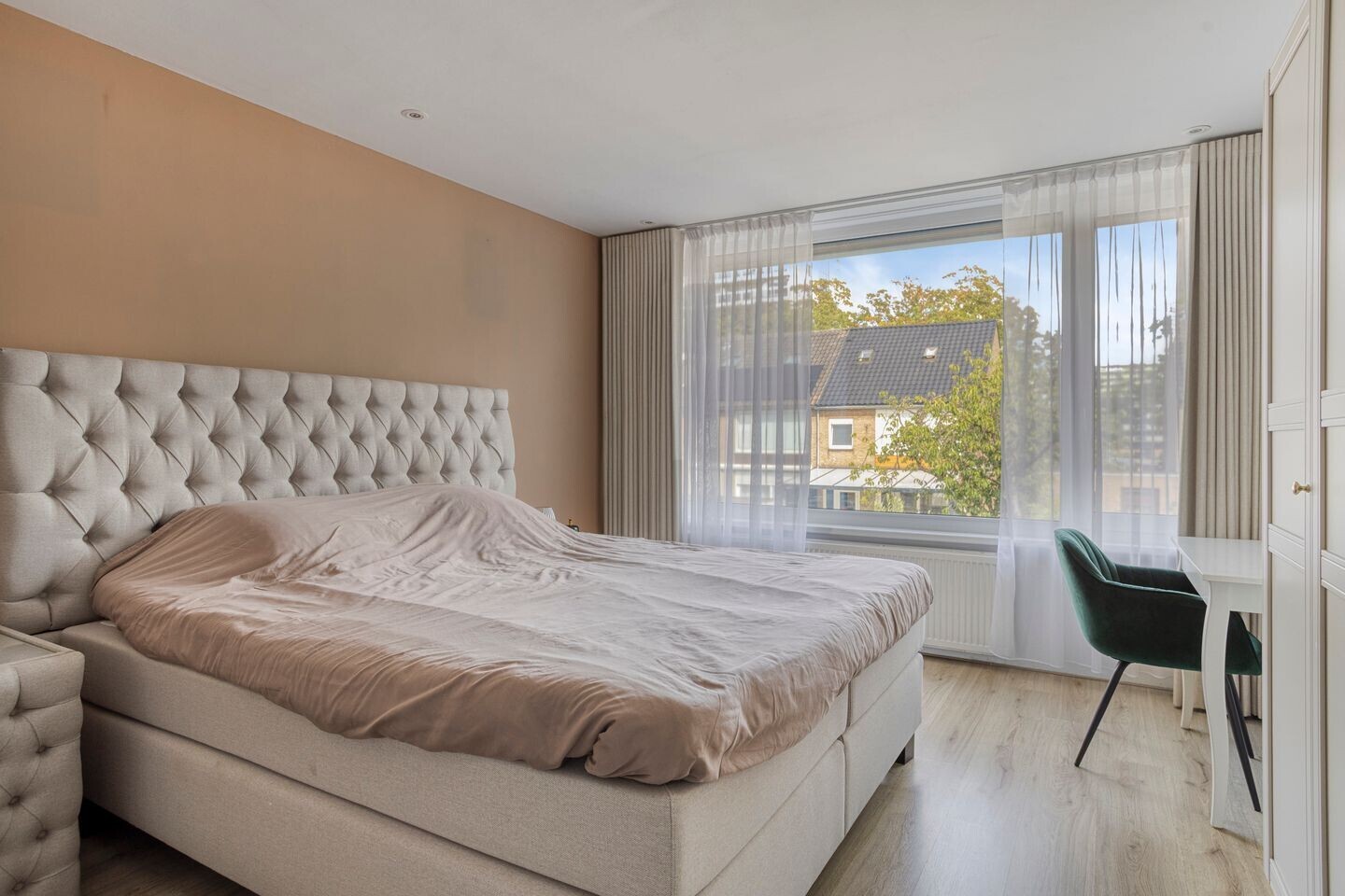 Tussenwoning te koop: Aalststraat 30, Breda