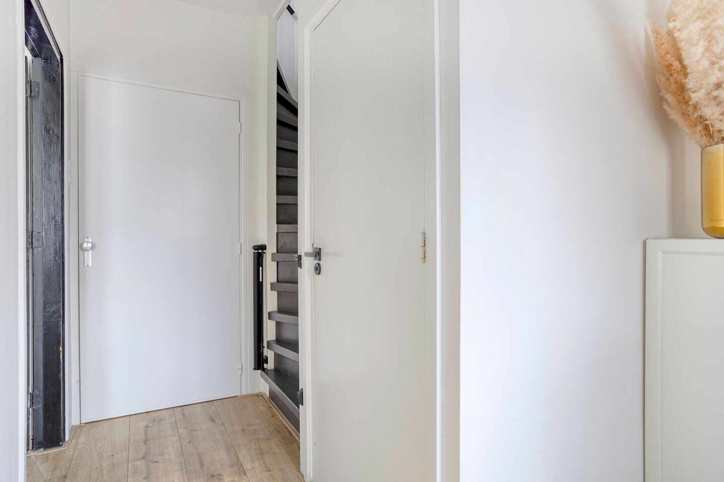 Tussenwoning te koop: Aalststraat 30, Breda
